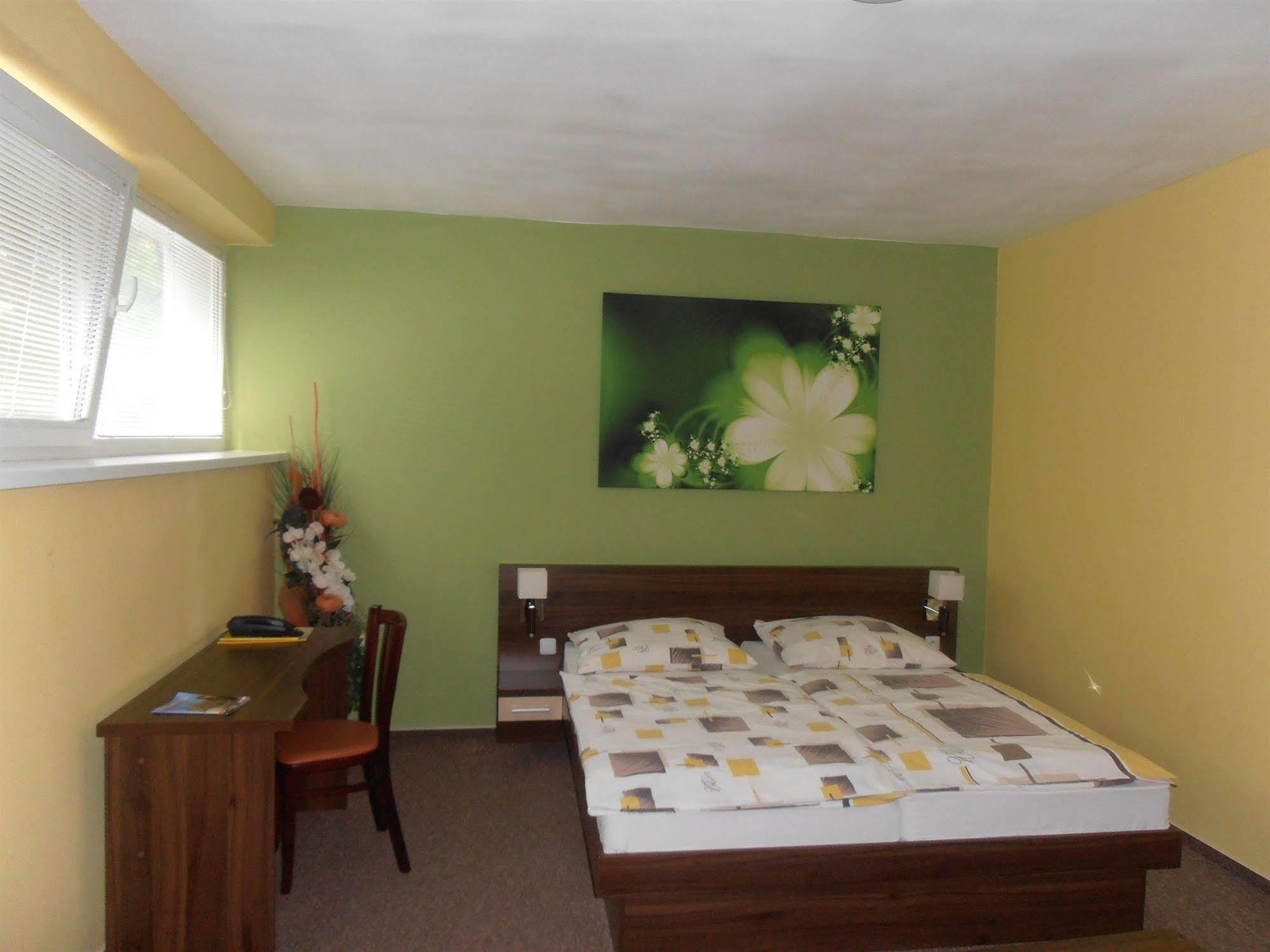 Penzion Set Košice Exteriör bild